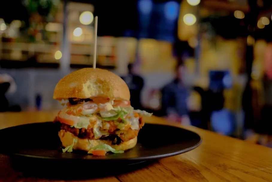 First TV commercial with NHL player & AI cow — Black Box Productions